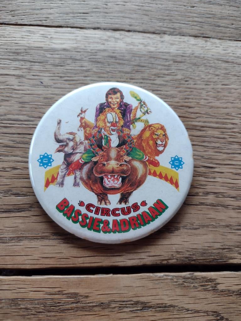 Circus Bassie en Adriaan button, Verzamelen, Ophalen of Verzenden, Gebruikt, Overige onderwerpen