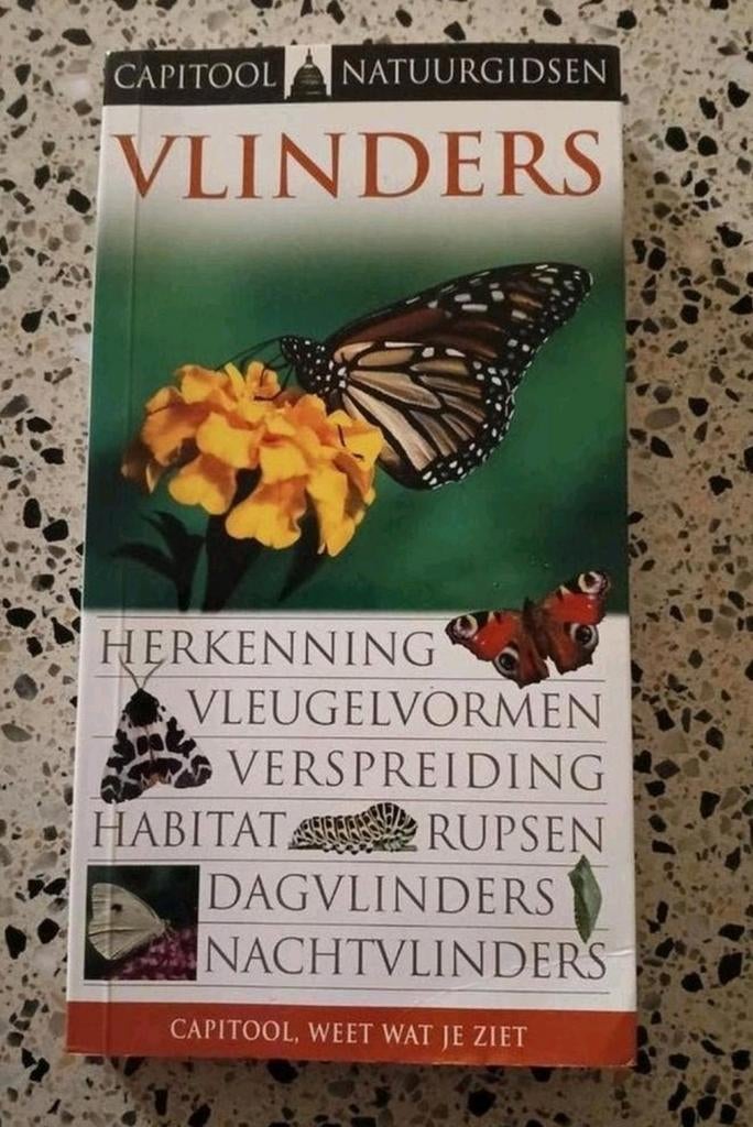 Capitool Natuurgidsen Vlinders zgan vaste prijs, Boeken, Natuur, Ophalen of Verzenden, Zo goed als nieuw