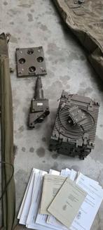 Rt4600 radio met spullen / boeken, Ophalen, Landmacht, Nederland