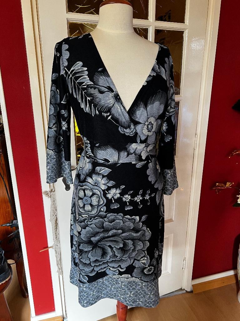 jurk met grijze bloemen, Zo goed als nieuw, Grijs, Boven de knie, Ophalen