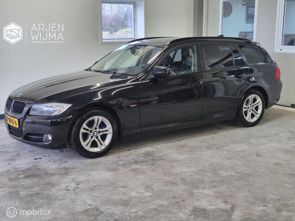 BMW 3-serie Touring 320i E91 LCi Defect | Motorschade, Auto's, Achterwielaandrijving, 4 cilinders, Zwart, Handgeschakeld