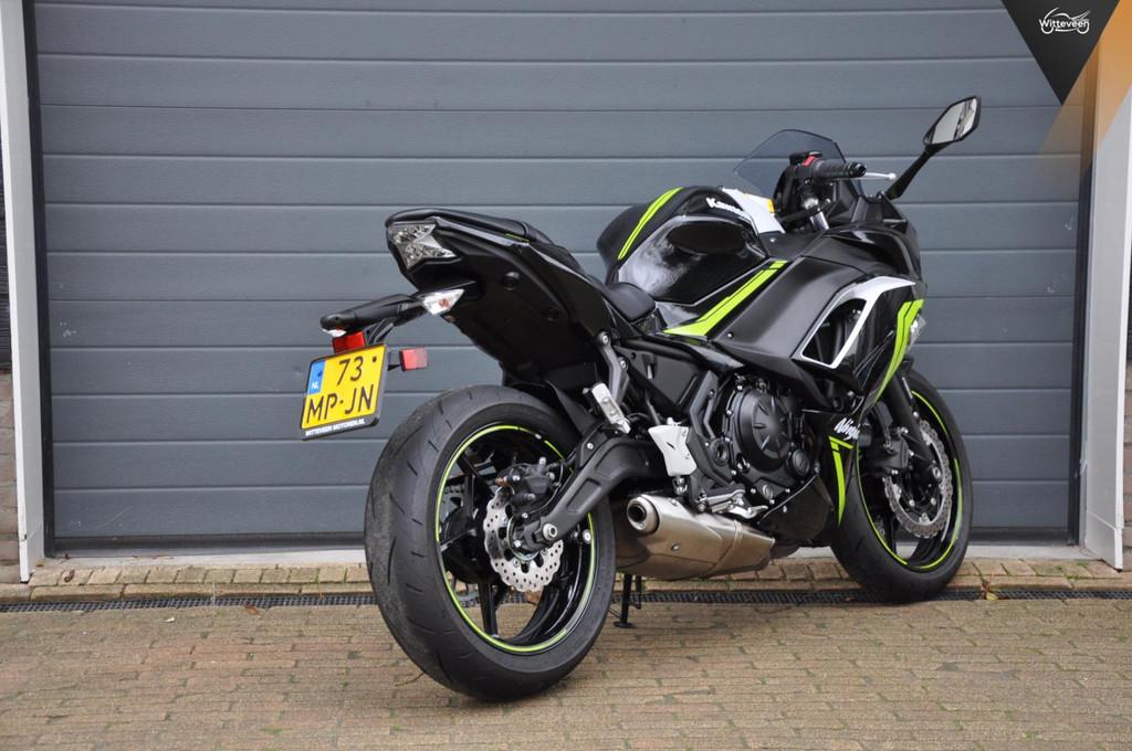 Kawasaki Ninja 650 KRT 1673 kilometers!, LED Verlichting, 649 cc, Bedrijf, Sport