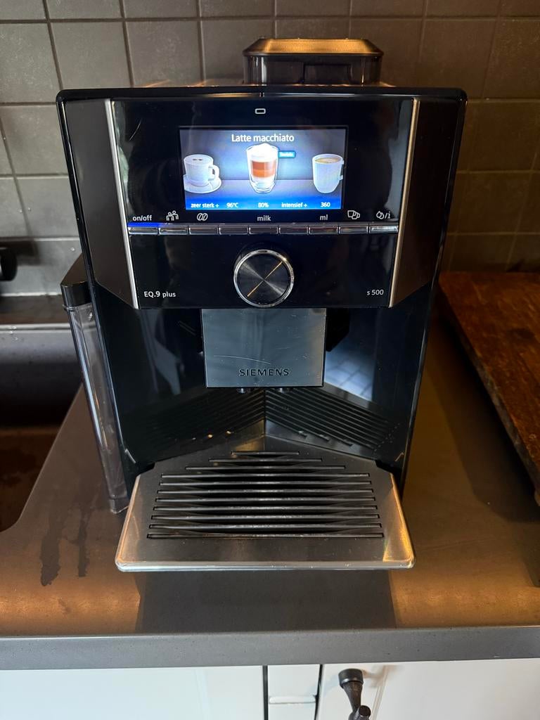 Siemens EQ.9 plus s500, Ophalen, Afneembaar waterreservoir, Gebruikt, Espresso apparaat