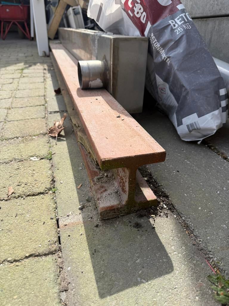 HEM/HEB Balk Gebruikt 3,60 Meter, Doe-het-zelf en Verbouw, Metalen, Ophalen, Gebruikt, IJzer