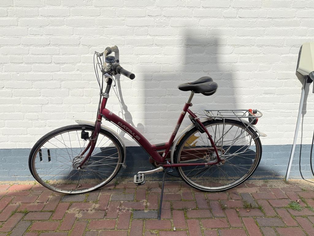Batavus rode damesfiets, Ophalen, Gebruikt, Velgrem, Versnellingen