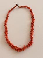 Vintage ketting bloedkoraal, Ophalen of Verzenden, Zo goed als nieuw, Rood, Steen of Mineraal