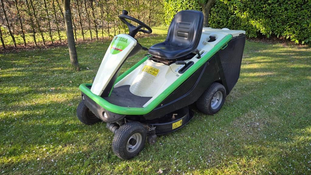 Etesia Hydro 80 MKHP, Ophalen, Zo goed als nieuw