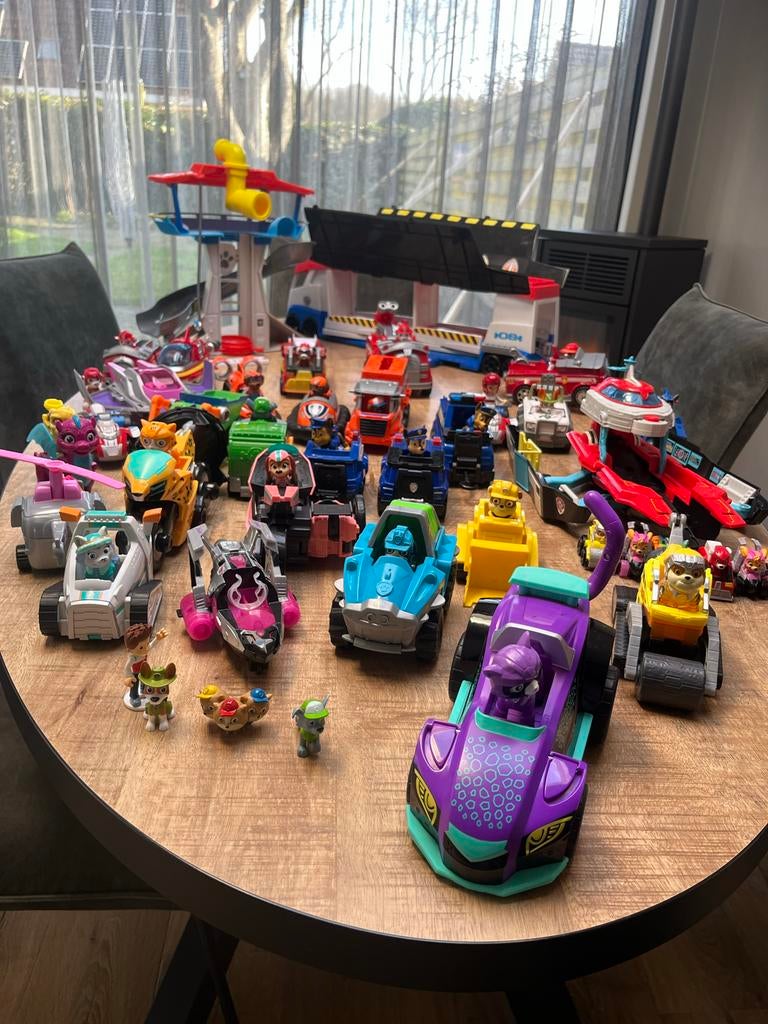 Paw patrol set: met alle pups super pups en de katten, Ophalen, Zo goed als nieuw
