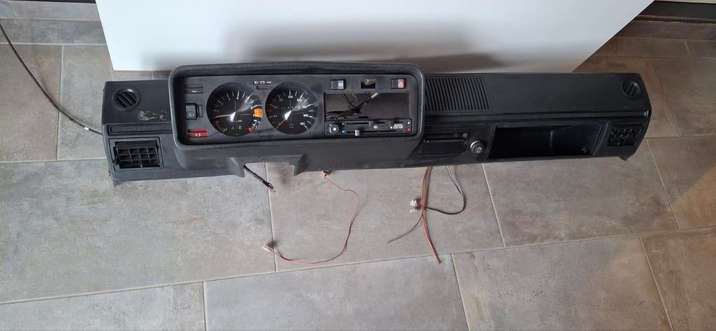 Dashboard golf 1, Auto-onderdelen, Dashboard en Schakelaars, Ophalen of Verzenden