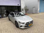 Mercedes-Benz A-klasse 200 PANO! LED! CARPLAY! NAP! INRUIL M, Auto's, Gebruikt, 4 cilinders, Leder en Stof, Origineel Nederlands