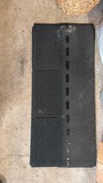 Shingles, Ophalen, Steen of Klei, Zwart, Zo goed als nieuw