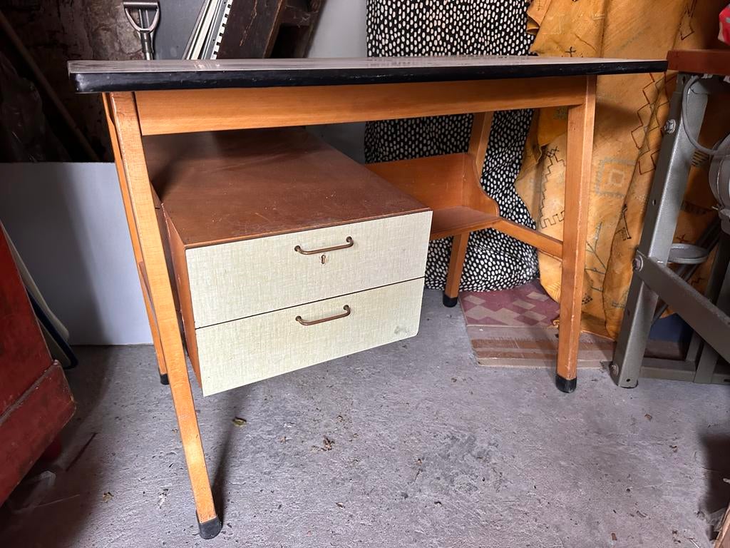 Vintage bureautje met formica blad en lades, Antiek en Kunst, Ophalen