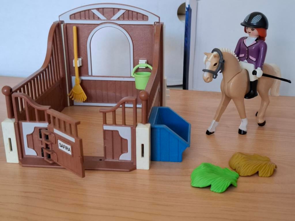 Playmobil 5520 paardenstal met ruiter en paard, Ophalen of Verzenden, Gebruikt, Los playmobil