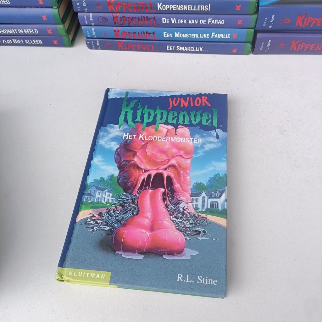 Junior Kippenvel - Het Kloddermonster, Ophalen of Verzenden, Zo goed als nieuw, R.L. Stine