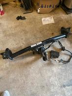 Originele Trekhaak Mercedes C Klasse Estate W205 met module, Ophalen, Gebruikt