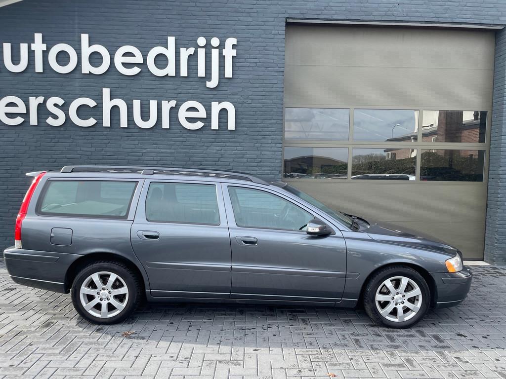 Volvo V70 2.5T Edition Sport lpg automaat trekhaak stoelverw, Auto's, Volvo, Zwart, 2521 cc, 84 €/maand, 750 kg