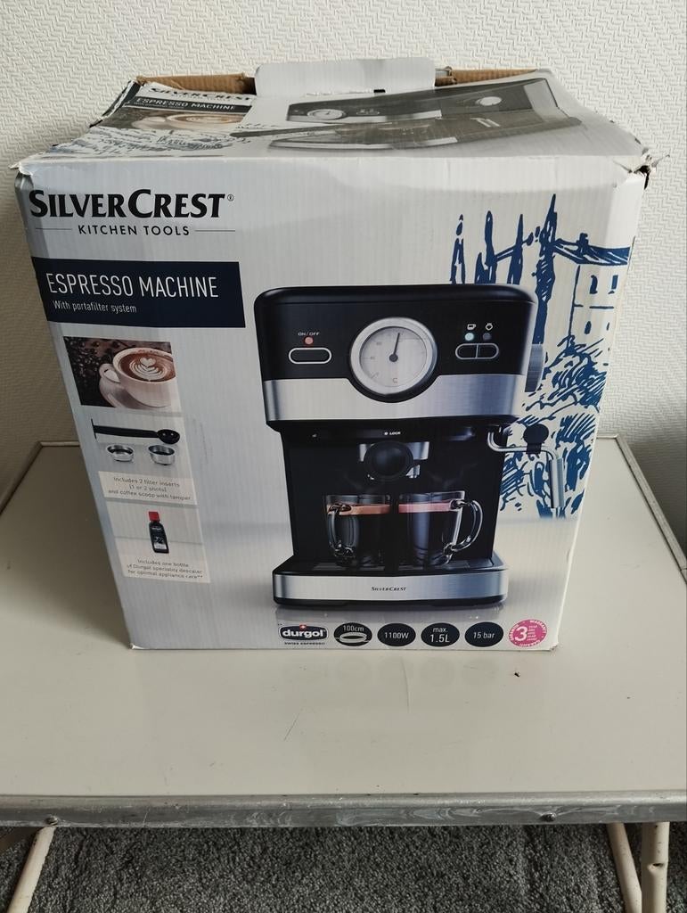 SilverCrest Espressomachine - Zo goed als nieuw, Witgoed en Apparatuur, Koffiezetapparaten, Espresso apparaat, Gemalen koffie