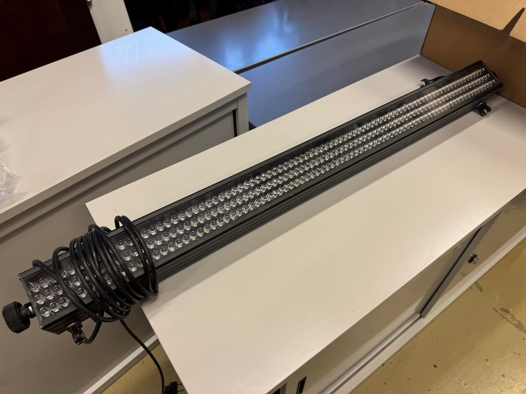 LED Wall Washer / LED Bar (DMX512), Muziek en Instrumenten, Licht en Laser, Ophalen, Gebruikt, Licht, Kleur