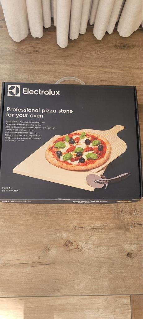 Electrolux pizza stone for BBQ or oven, Ophalen of Verzenden, Nieuw