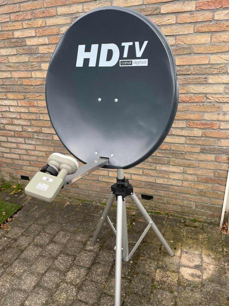 Schotelantenne met statief - Canal Digitaal HDTV, Ophalen of Verzenden, Zo goed als nieuw, (Schotel)antenne, Overige merken