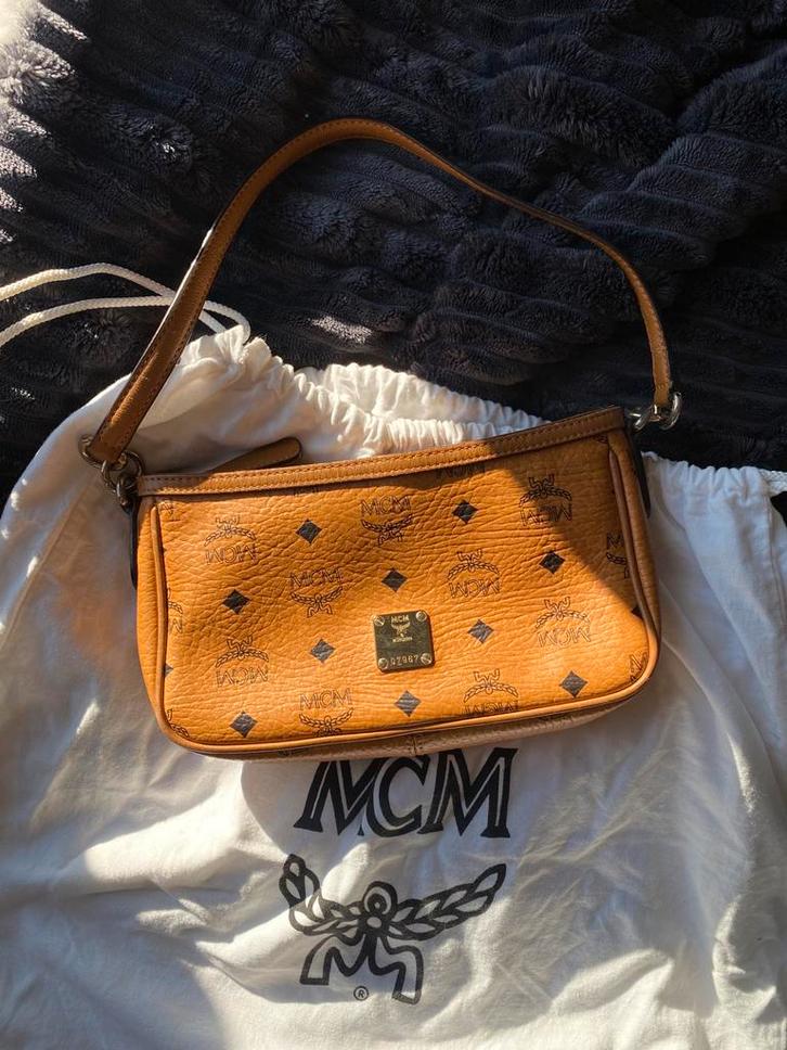 Originele MCM tas, Sieraden, Tassen en Uiterlijk, Tassen | Damestassen, Zo goed als nieuw, Schoudertasje, Bruin, Ophalen of Verzenden