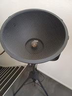 Zwarte vloerlamp met rooster, Ophalen