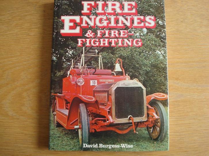 Boek Brandweer auto’s, Boeken, Auto's | Folders en Tijdschriften, Zo goed als nieuw, Algemeen, Ophalen of Verzenden