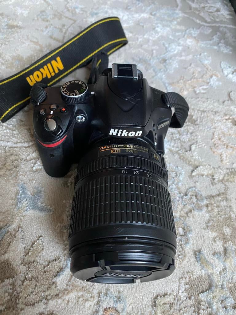 Nikon D3200 met lens AF-S DX 18-105mm f/3.5-5.6G ED VR, Ophalen, Spiegelreflex, Zo goed als nieuw, Nikon