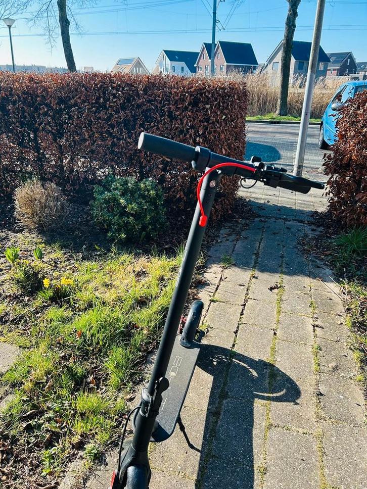 Elektrische step ( lees beschrijving), Fietsen en Brommers, Steps, Zo goed als nieuw, Elektrische step (E-scooter), Ophalen