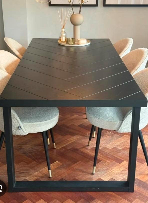 Goossens Eettafel Visgraat Zwart Eiken - Nieuwstaat!, Huis en Inrichting, Tafels | Eettafels, Nieuw, 100 tot 150 cm, 200 cm of meer