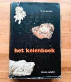 Het keienboek mineralen zwerfstenen het enige echte keienboe, Ophalen of Verzenden, Zo goed als nieuw
