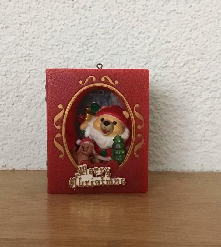 oud kerst ornament; “boek” met lichtje en muziek, Diversen, Kerst, Gebruikt, Ophalen of Verzenden