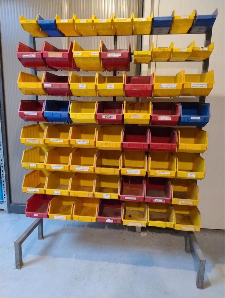 Overtoom stellingkast met kunststof bakken, Doe-het-zelf en Verbouw, Overige Doe-het-zelf en Verbouw, Ophalen