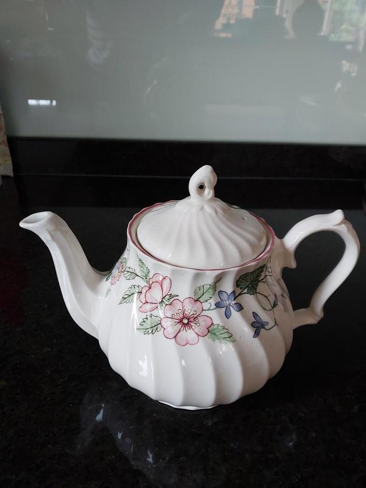 Nieuwe Myott Meakin Spring Fields Jenny Rhodes Theepot, Huis en Inrichting, Keuken | Servies, Nieuw, Overige typen, Overige stijlen