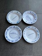 4 plastic borden, Huis en Inrichting, Ophalen, Overige materialen, Overige stijlen, Bord(en)