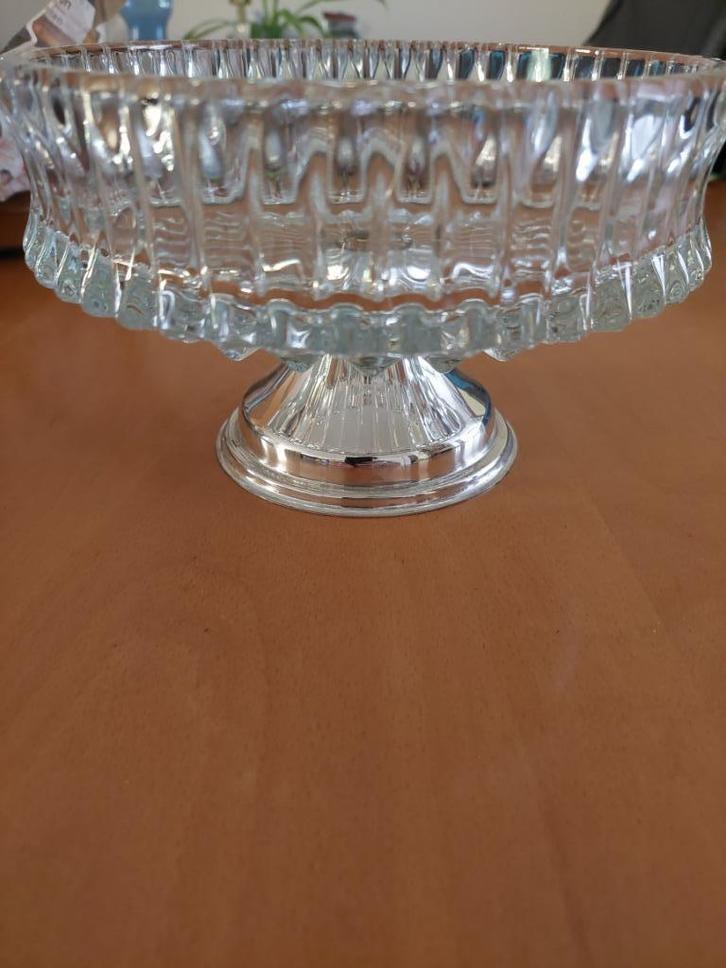 Kristalschaal met zilveren voet, Antiek en Kunst, Antiek | Glas en Kristal, Ophalen of Verzenden