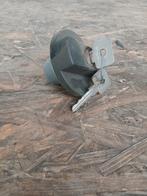 Tankdop met sleutels - 6,5 cm diameter, Auto-onderdelen, Gebruikt, Onbekend, Ophalen of Verzenden, Onbekend