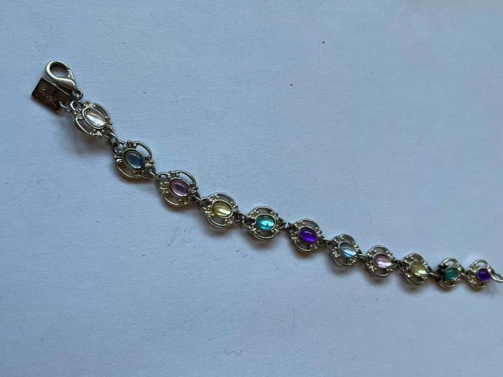 Mooie armband, gemerkt Trendy, Sieraden, Tassen en Uiterlijk, Armbanden, Zo goed als nieuw, Overige materialen, Zilver, Met kristal