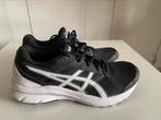 Asics sportschoenen , maat 40 maar vallen op 39., Ophalen of Verzenden, Asics, Sneakers of Gympen, Zo goed als nieuw