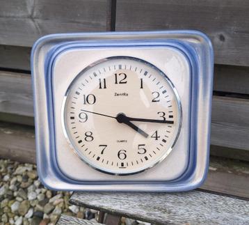 Prachtige vintage Zentra wandklok.  beschikbaar voor biedingen