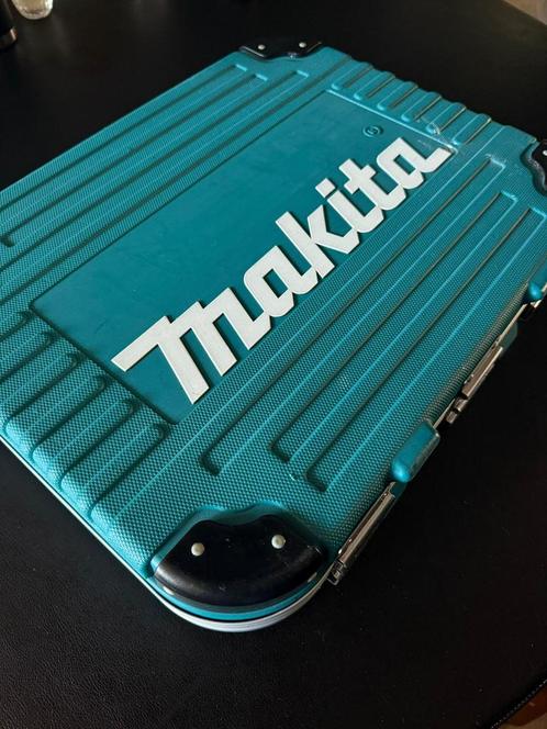 Gloednieuwe makita handgereedschapset 227 delig!, Doe-het-zelf en Verbouw, Gereedschap | Handgereedschap, Nieuw, Ophalen
