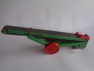 Oude blikken LBZ Transportband. Germany, jaren''60s, wind-up beschikbaar voor biedingen