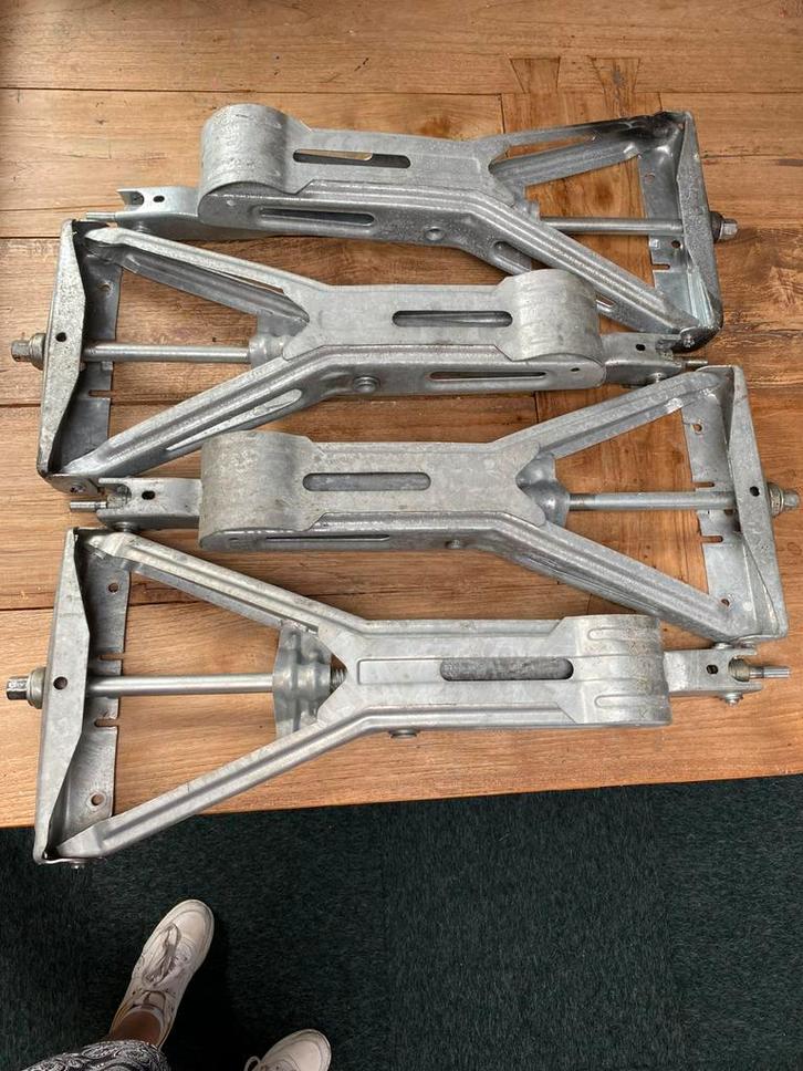 ALKO uitdraaisteunen zware kwaliteit, Caravans en Kamperen, Caravan accessoires, Zo goed als nieuw, Ophalen