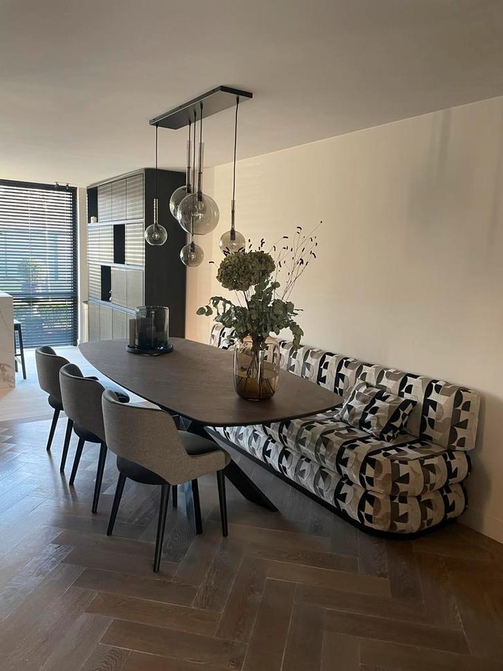 6 PMP Eetkamerstoelen - Stijlvol en Comfortabel, Huis en Inrichting, Stoelen, Zo goed als nieuw, Vijf, Zes of meer stoelen, Stof