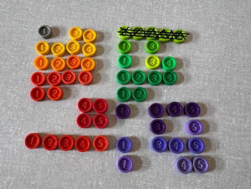 FICHES  muntjes - schijfjes van het spel ONDERUIT onderdelen, Hobby en Vrije tijd, Gezelschapsspellen | Bordspellen, Zo goed als nieuw