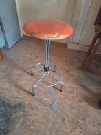 Oude kruk, Huis en Inrichting, Barkrukken, 1 kruk, Ophalen of Verzenden, Gebruikt