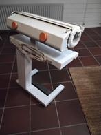 Bosch Strijkmachine - Rolbreedte 65cm, Inklapbaar, Witgoed en Apparatuur, Strijkijzers en Strijkplanken, Ophalen, Gebruikt