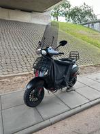 Vespa Sprint S Notte 2022 - 3700KM - Full option, Fietsen en Brommers, Scooters | Vespa, Maximaal 45 km/u, Vespa S, Ophalen of Verzenden