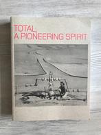 Tristan Breton - Total, a pioneering spirit, Ophalen of Verzenden, Tristan Breton, Management, Zo goed als nieuw