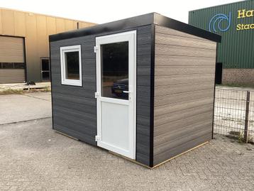 Kunststof planken. Gevelbekleding. Buitenbekleding. Plank beschikbaar voor biedingen